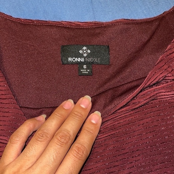 Ronni Nicole Tiered Midi Dress - Picture 5 of 6